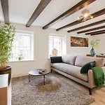 Canal Garden Apartments II By Vgw
